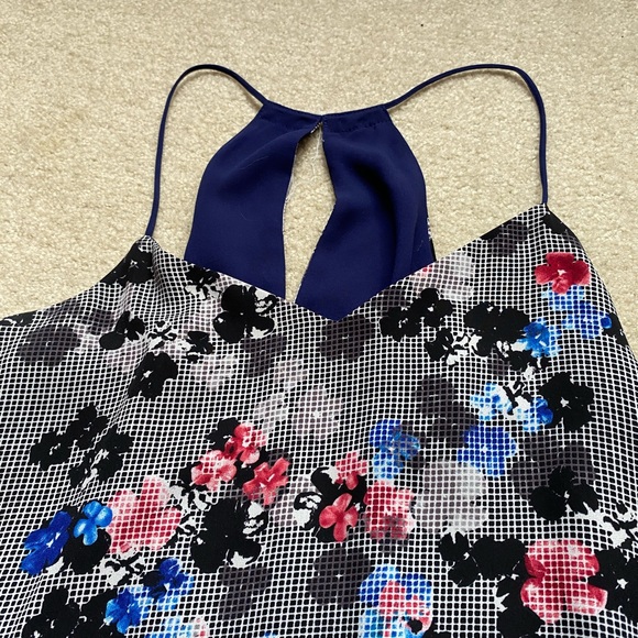 Express Tank - Picture 4 of 4